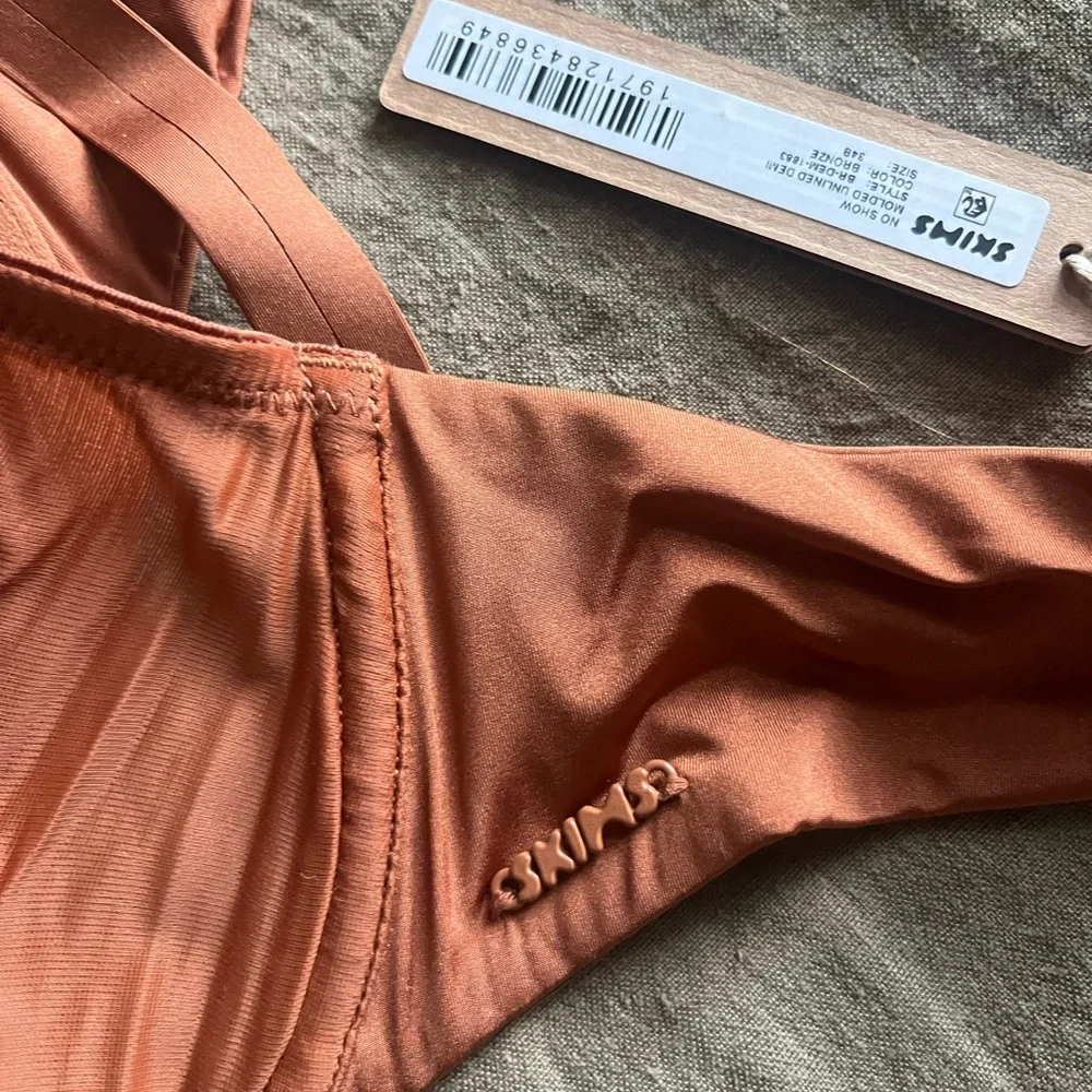 SKIMS Bronze unlined Demi bra - Picture 3 of 5